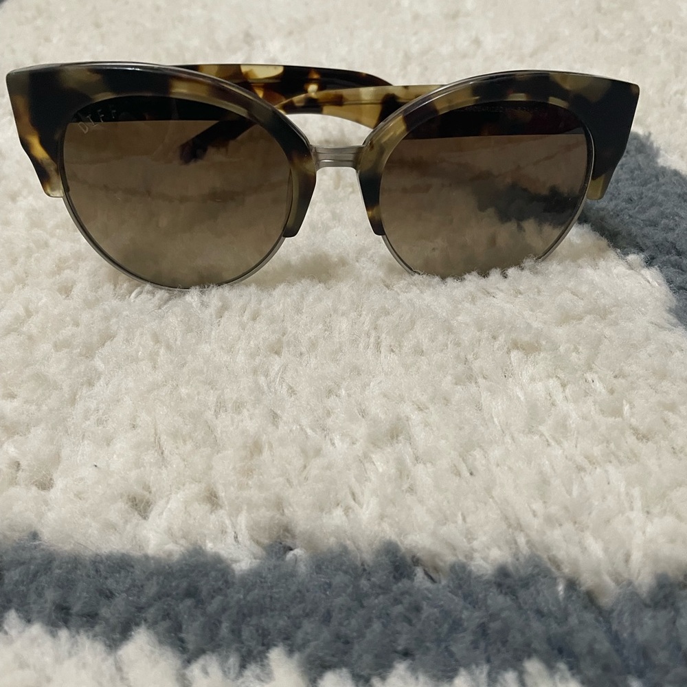 DIFF Sunglasses
